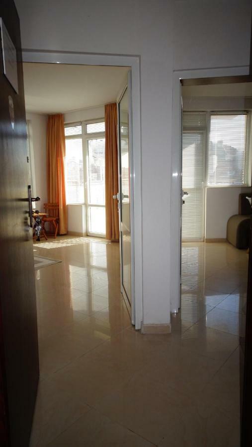 Apartament Bogoridi Burgas Exteriör bild