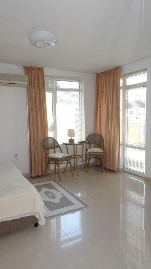 Apartament Bogoridi Burgas Exteriör bild